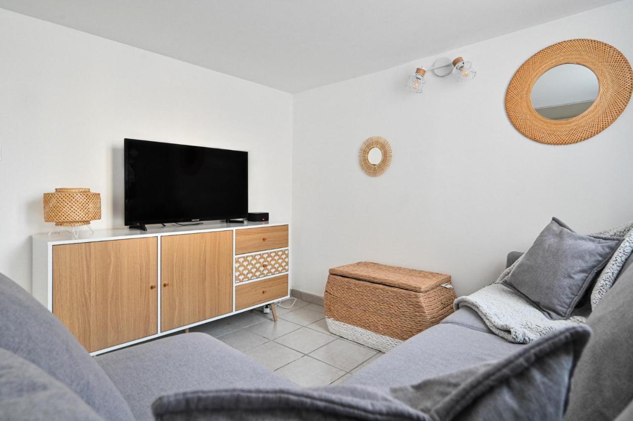Jolie Appartement Climatise Ла-Сьота Экстерьер фото